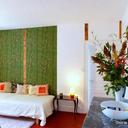 Hébergement de vacances Longere Bourbonnaise Renovee Avec Animaux Et Jardin - Fr-1-489-376 *